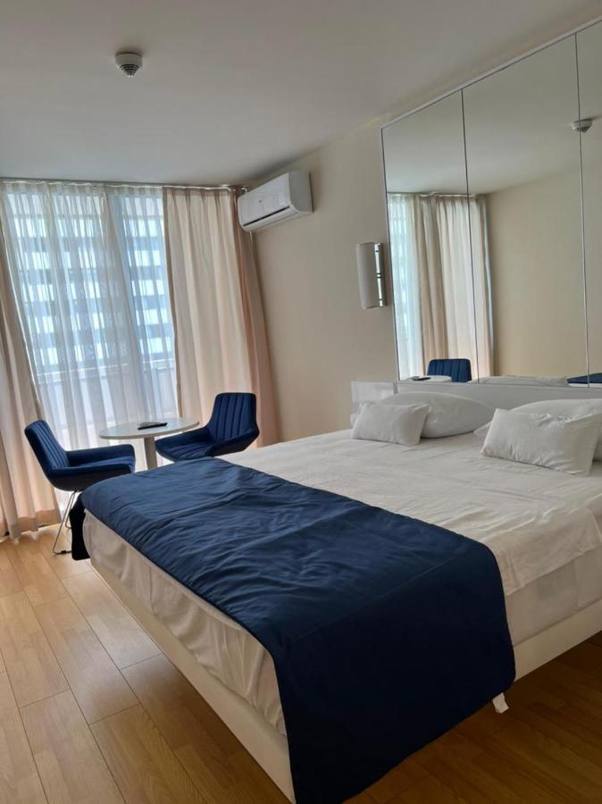 Orbi City Lux Apartment Batumi Exterior photo